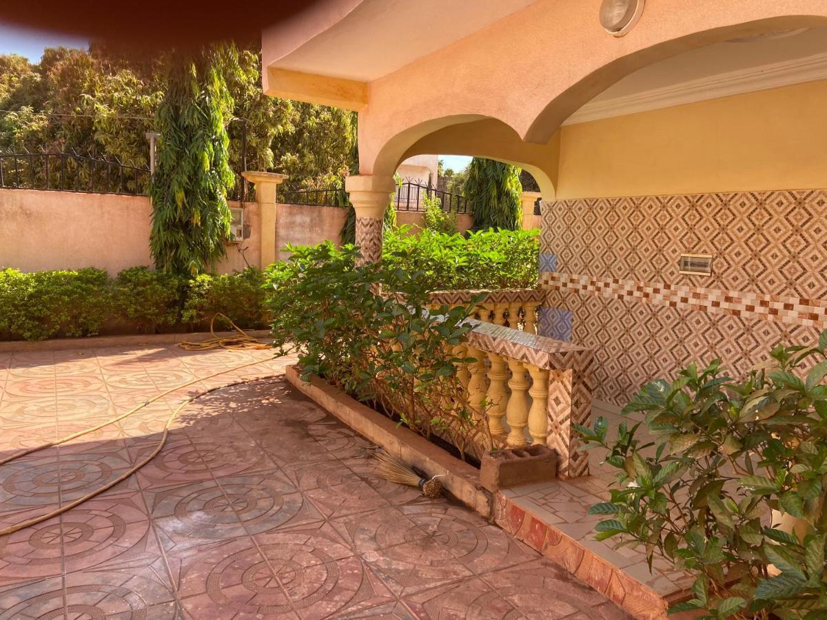 Villa Chambre B Climatisee Douche Cuisine Salon باماكو المظهر الخارجي الصورة